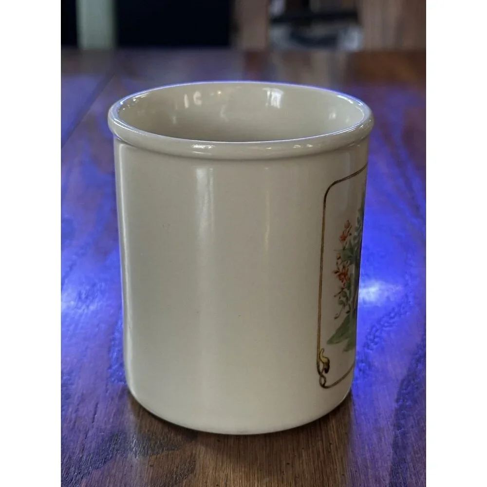 Vintage‎ BIRD THISTLE FLOWERS COFFEE MUG CUP JAPAN CERAMIC OFF WHITE